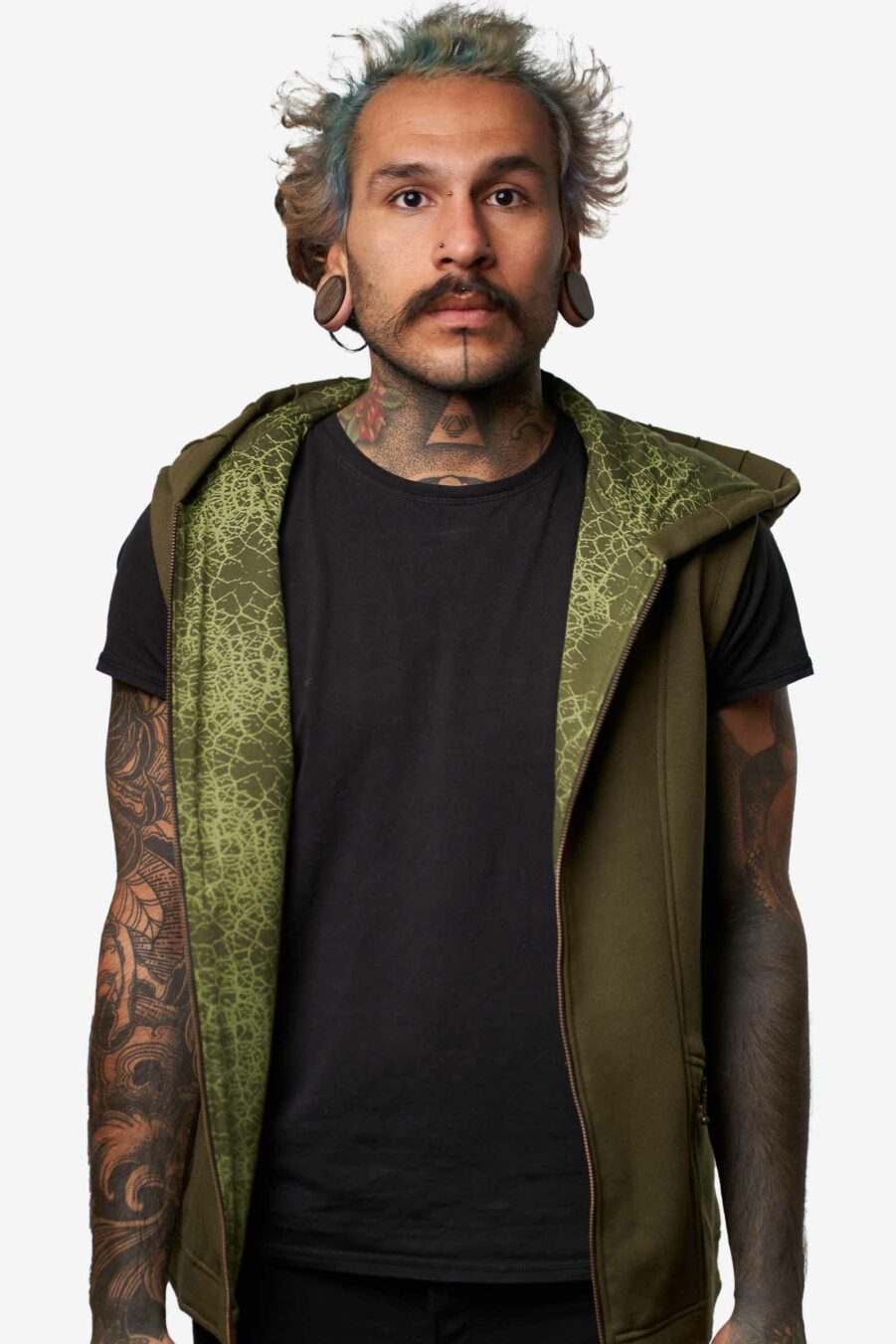 inter-dim-being-sleeveless-hooded-vest-green-for-men-handmade-screen-print-lining-avanyah