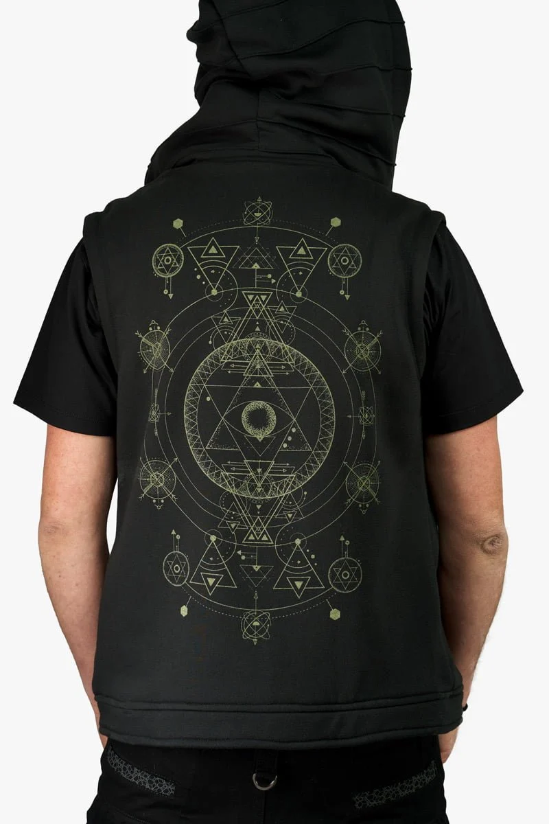 Men’s sleeveless hooded vest in black by Avanyah – alternative streetwear with screen-printed Tan Thora artwork for festival fashion lover