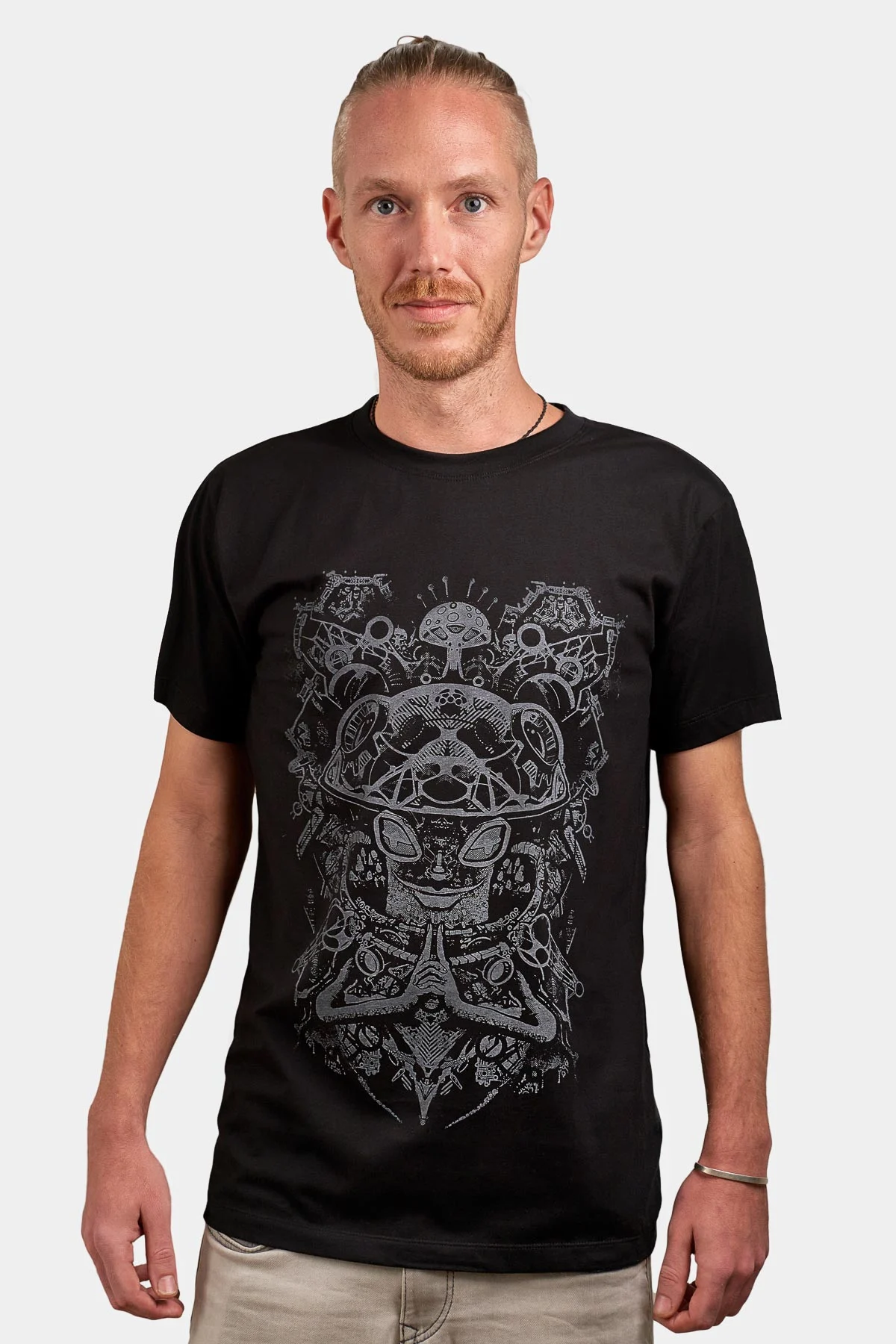Mycelium black men’s t-shirt with hand-screen-printed psychedelic artwork by Januz Art – wearable art and festival fashion by Avanyah